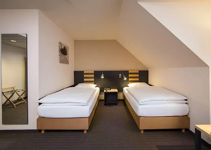 Lindner Frankfurt Hochst, Part Of Jdv By Hyatt 4*