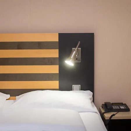 Отель Lindner Frankfurt Hochst, Part Of Jdv By Hyatt 4*