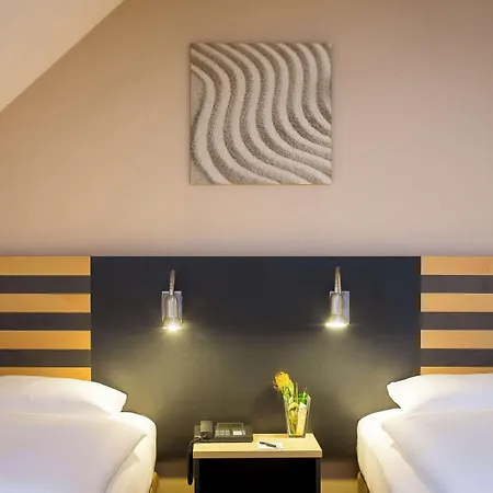 Lindner Frankfurt Hochst, Part Of Jdv By Hyatt Отель 4*